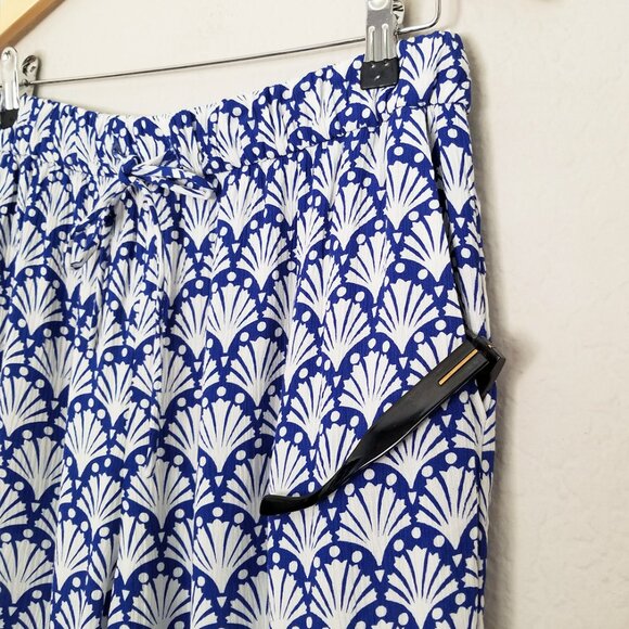 Boden Shells Print Crinkle Tapered Trousers Pants 8 Blue White Pull On Beach $98 - Picture 11 of 16